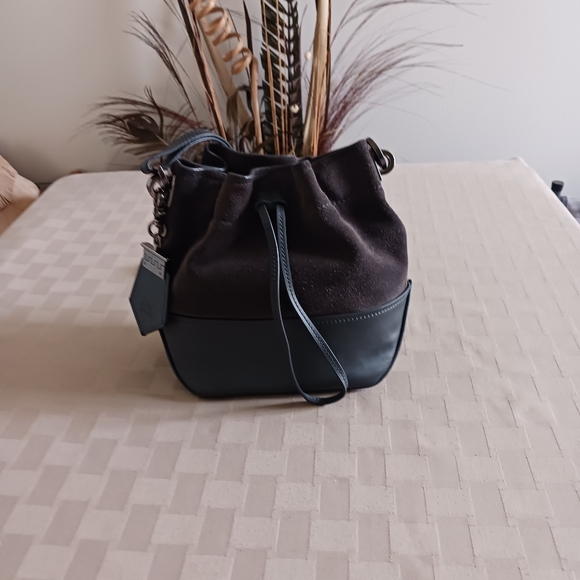 Zac Zac Posen  Suede and Leather Drawstring Bucket Shoulder and/or Crossbody - Picture 4 of 13